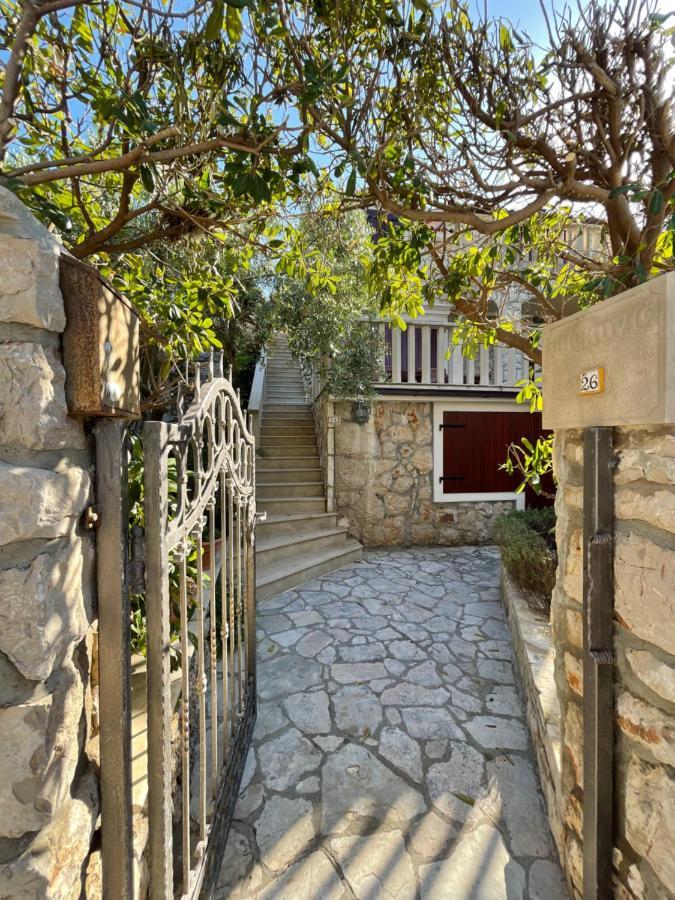 @hvar Island Seaside Villa Jelsa (Hvar)